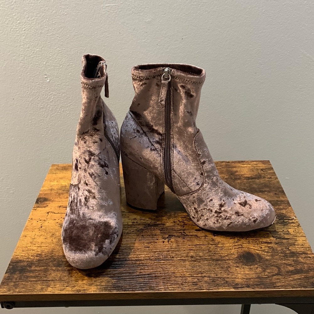 Steve Madden crushed velvet booties